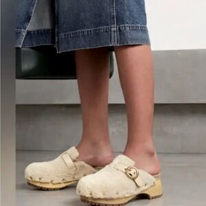 See By Chloe Viviane Mule Slip on Clog Platform Tan - Shearling Leather Size 41